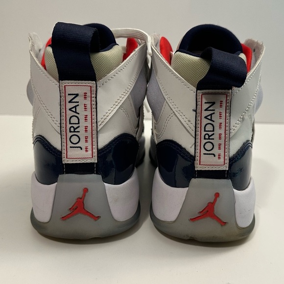 Nike Air Jordan Jumpam Two Trey DO1925 102 "White/Navy-University Red" Size 10 - Picture 7 of 16